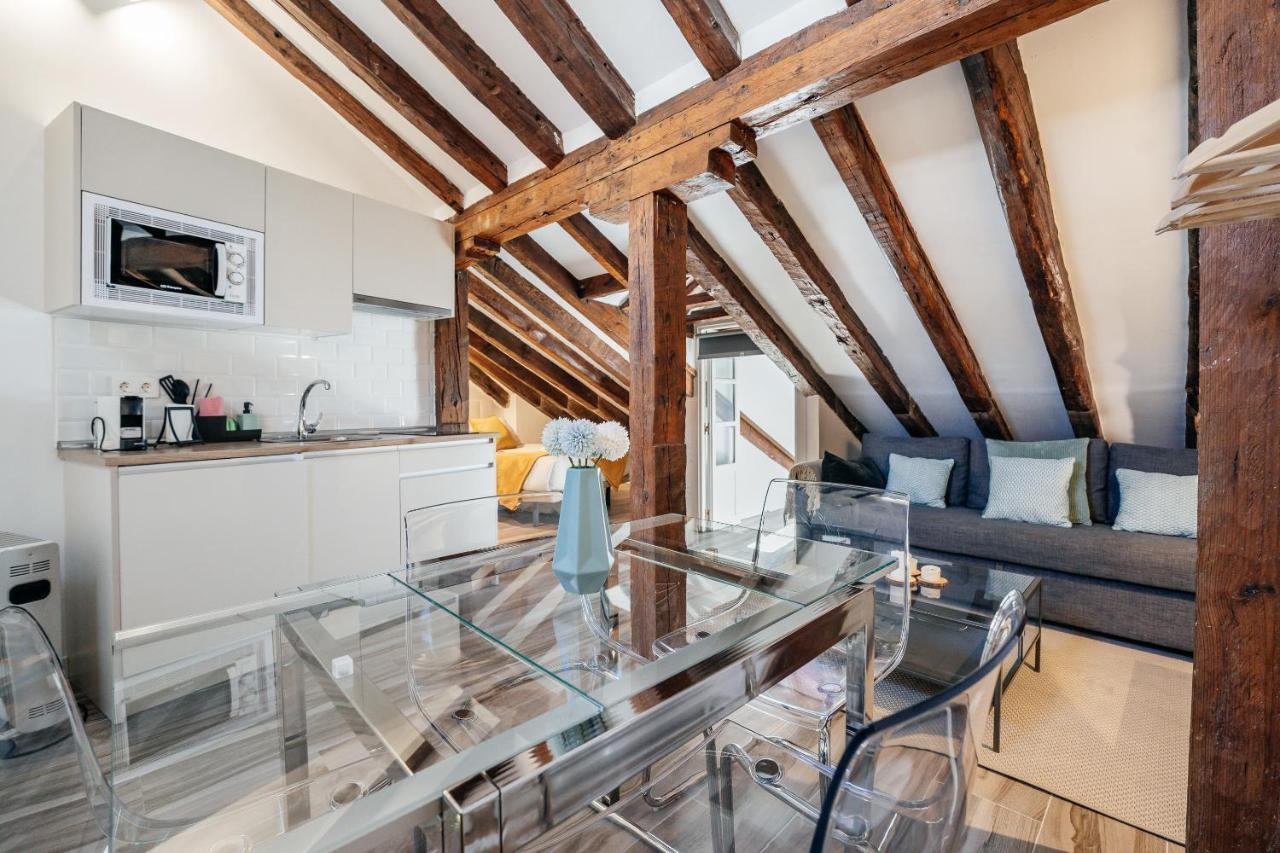Yoomi Homes Plaza Mayor Мадрид Экстерьер фото